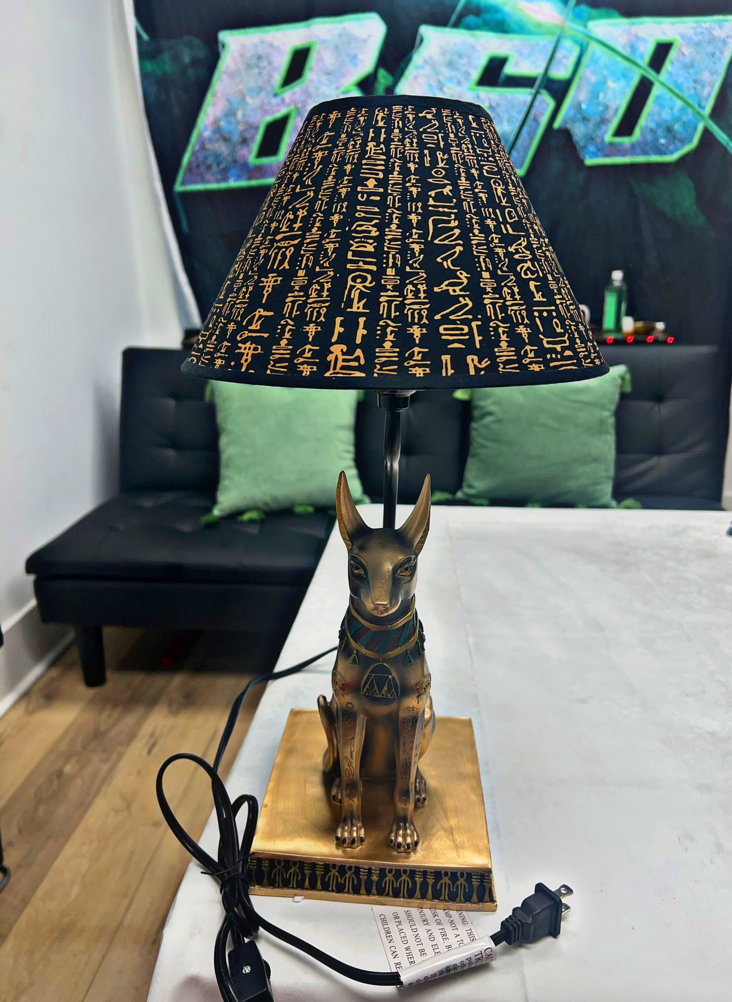 LUXURY DESIGNER ANCIENT EGYPTIAN DOG (LAMP) (RARE)